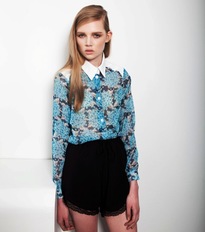 Blak-peace-shirt20130425-13111-rikkeo-0