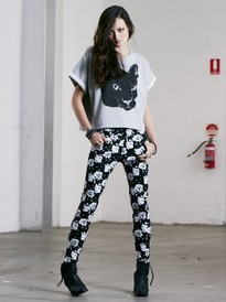 mad love panther head box jumper