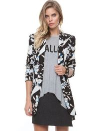 St050aa59pbs-kiss-the-glass-blazer20130713-8256-gvx9tr-0