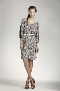 Mission-dress--220131010-16319-1ne5npz-0