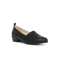 Levon-black-cracked20140528-7090-1r3lzd9-0